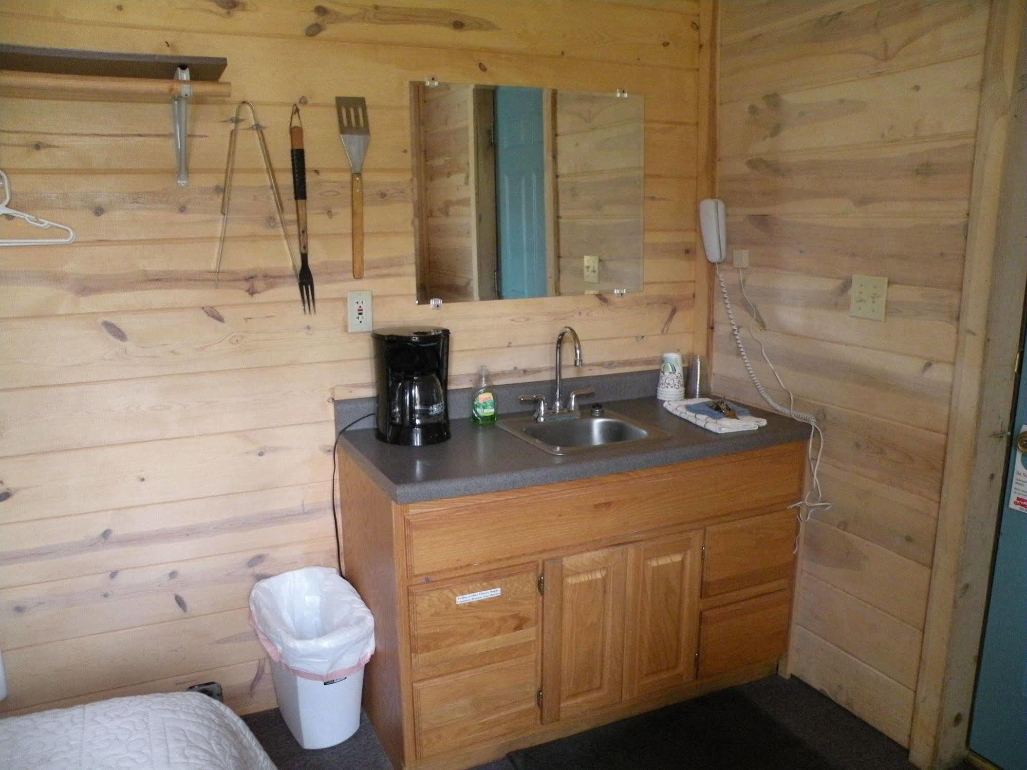 Gold Camp Cabins Custer Dış mekan fotoğraf